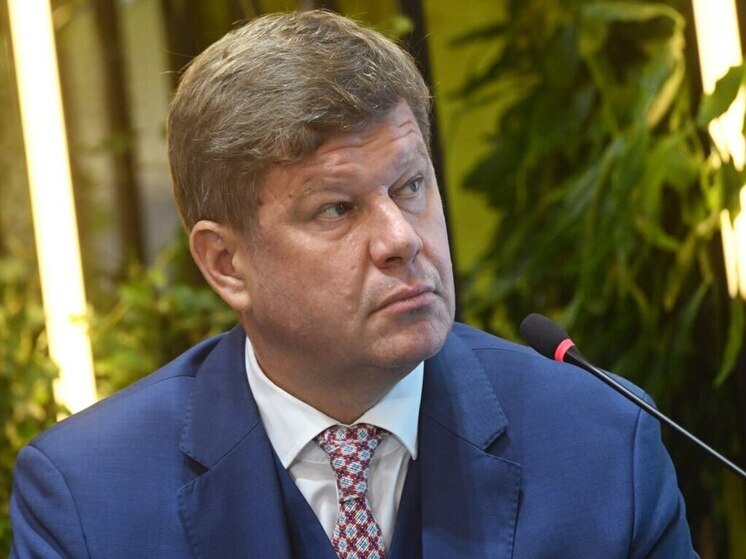 Ранее спортивный комментатор сообщил о намерении баллотироваться на пост президента Федерации лыжных гонок России. 